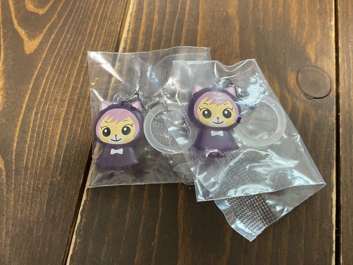 tsumu_rinrin's tweet photo. しまじろう めじるしアクセサリー
ガチャ 交換

【譲】 にゃっきい
【求】とりっぴい＞はなちゃん

本日、天王寺or難波手渡し
もしくは、郵送にて交換希望📮

条件の合う方、お声掛けください🙇🏻‍♀️ https://t.co/aE4LnMgyNg