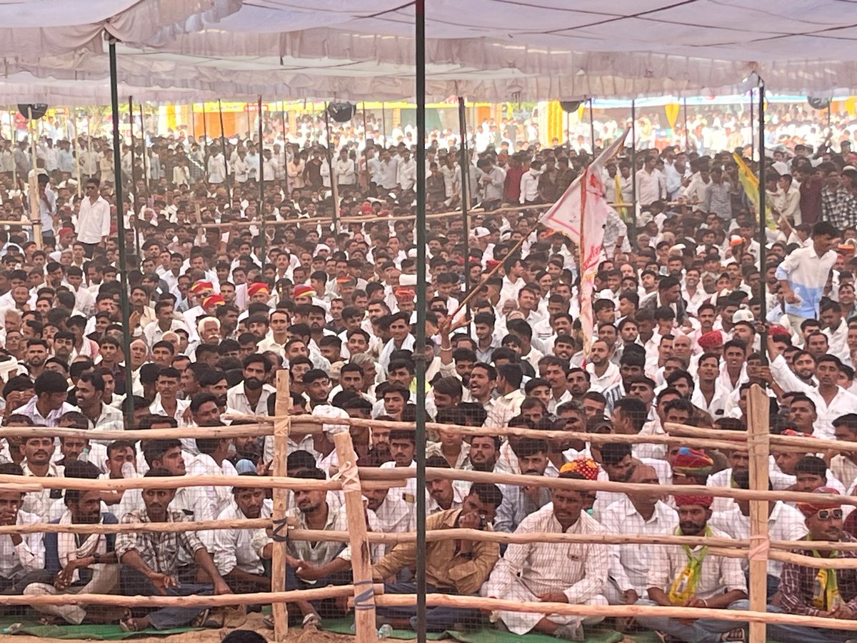 NarayanBeniwal7's tweet photo. कल खरनाल में तेजाजी महाराज के बलिदान दिवस पर आयोजित धर्मसभा के छायाचित्र ।
@hanumanbeniwal @RLPINDIAorg https://t.co/RJepYViCfe