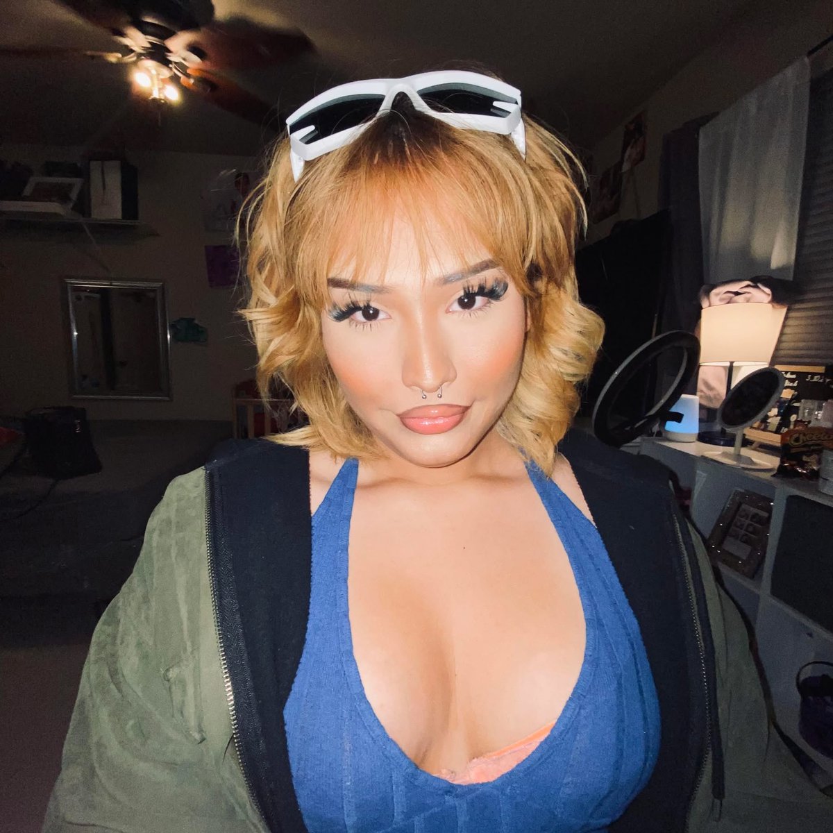 dejaxzi's tweet photo. You guys like trans girls?

#az #arizona #trans #ts #latina #native #jerkingoff #content #cum #cumming #nutting https://t.co/IOBjVZXJ5w
