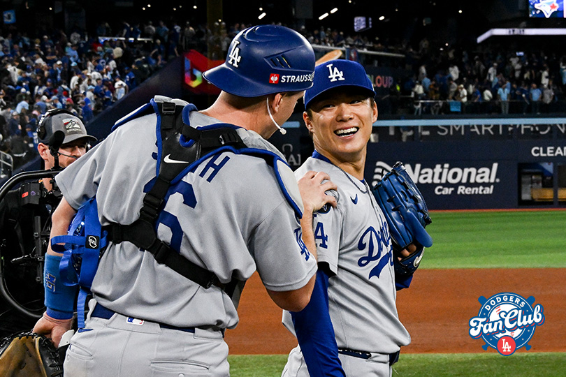 DodgersFCJP's tweet photo. ＼💙今週のナイスコンビ💙 ／

山本由伸投手＆ウィル・スミス選手

マウンドで息の合ったピッチングを見せる最強バッテリーの弾ける笑顔！⚾✨
2人の強い信頼関係と、チームの雰囲気の良さが伝わってきます！

皆さんはこの2人のどんなシーンが好きですか？
 ぜひリプ欄で教えてください👇

#山本由伸
#ウィル・スミス
#ドジャース
#ドジャースファンクラブ