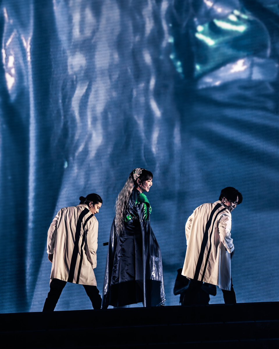 yoko_t_official's tweet photo. 9/20（土）にThe Weeknd
「After Hours Til Dawn Tour｣にサプライズ出演しました♫
彼からのお誘いでご飯を食べたあの日がきっかけで、こんな素晴らしいステージに立つことができるなんて嬉しい❣️
幸せな時間をありがとうございました。

#高橋洋子 #残酷な天使のテーゼ #TheWeeknd #evangelion https://t.co/IRQTW6QJ2a