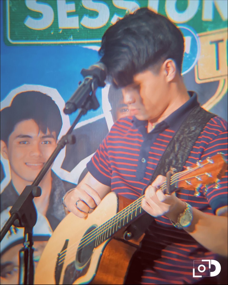 yusukecute's tweet photo. 091926 | LIVE SESSIONS TOUR

GELLO, RISEN, NICHO &amp; CED

📍SM City Olongapo Central

#LiveSessionsTour
#Gello #Risen
#Nicho #Ced
#TheRedStrings
#SmCityOlongapoCentral
@DNAMusicph https://t.co/6jc4Q1Z25R