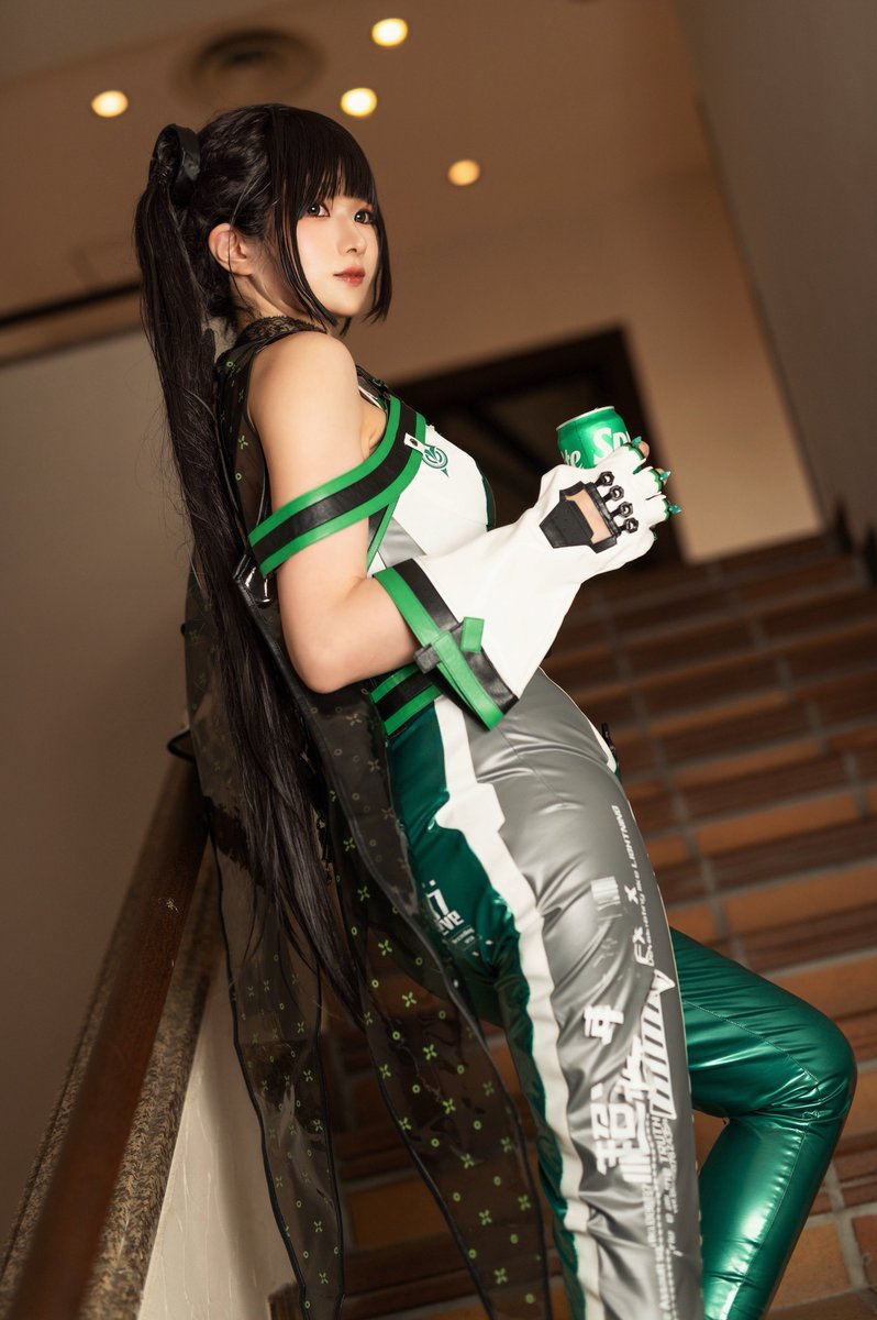 sr_nerupi's tweet photo. EVE #cosplay

170cmのコスプレイヤーです💚*ˊᵕˋ)💚
高身長好きな人増えてください🥺

#シルバーウィークはフォロワーさんが増えるらしい https://t.co/biZrn1fb84