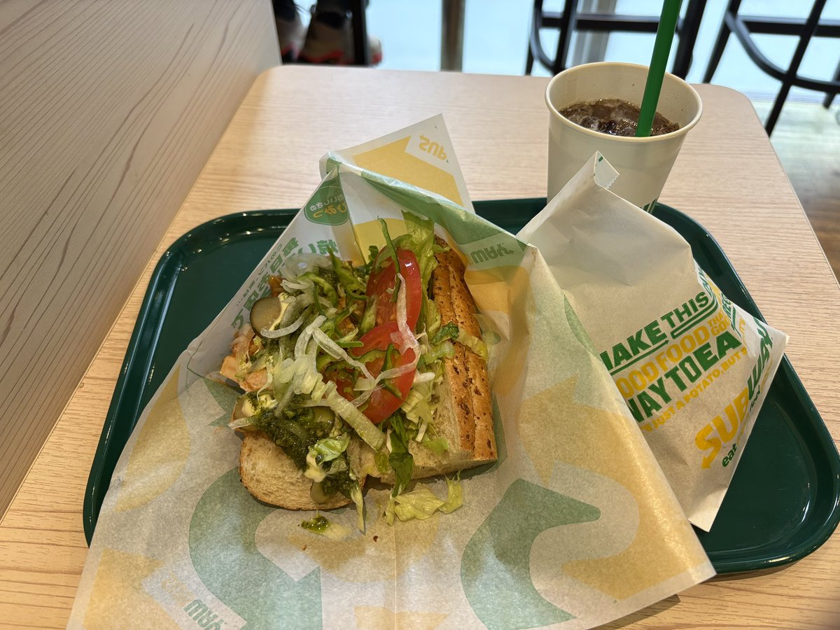 joba_tm's tweet photo. ちっさい初体験

秋葉原サブウェイでお昼。
初めてチリチキンにしたがこれも美味しい！
というかもうなんでも美味い！ https://t.co/NiI9xHxtks