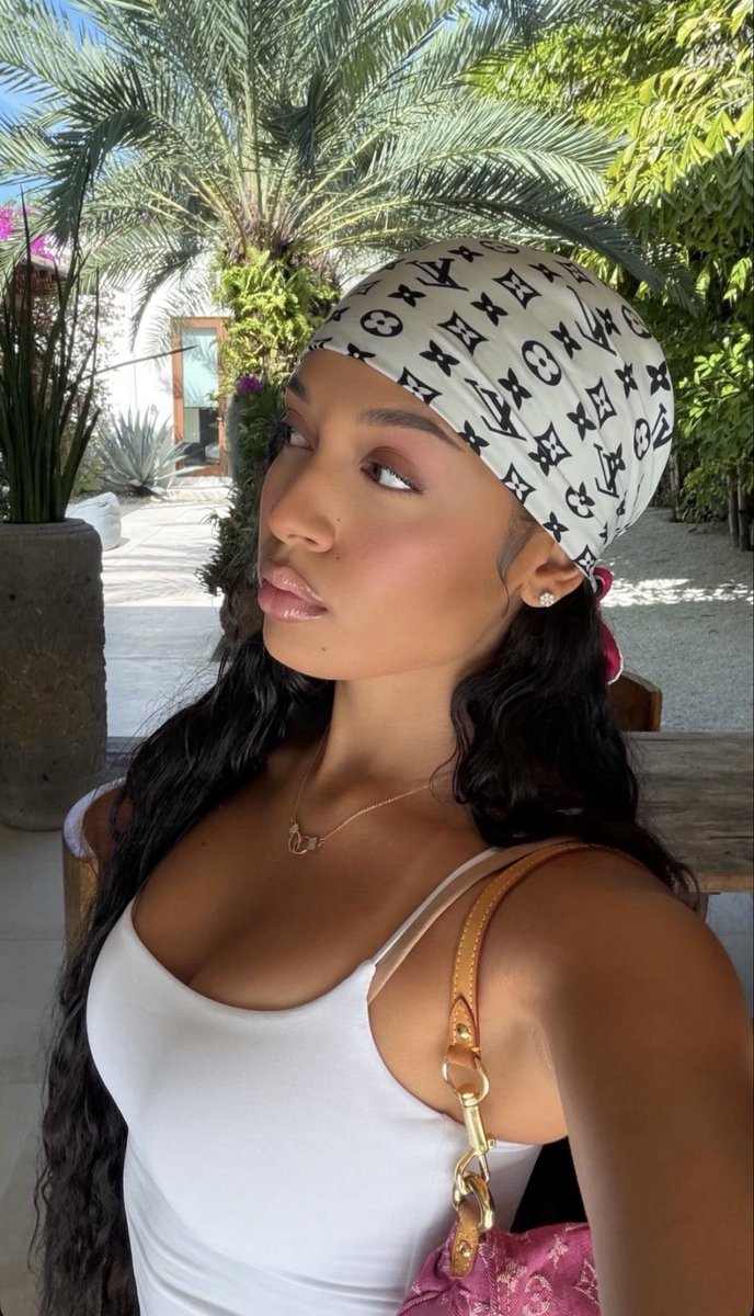 BROOK2HAUT's tweet photo. ⠀ ⠀ ⠀ ⠀ ⠀ ⠀𝐵𝑅𝑂𝑂𝐾𝐿𝑌𝑁 ⠀ 𝑁𝐼𝐾𝑂𝐿𝐸．

latto’s sister. ⠀ july 2002. ⠀ cancer ♋️. ⠀ energetic. ⠀ the tall friend. ⠀ rich auntie. ⠀ beauty entrepreneur. ⠀ digital influencer. ⠀ model. https://t.co/9g9532KfoF
