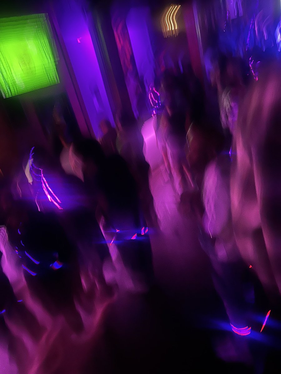 wintrrdior's tweet photo. cmon Barbie let’s go party https://t.co/qndm4MWuHH