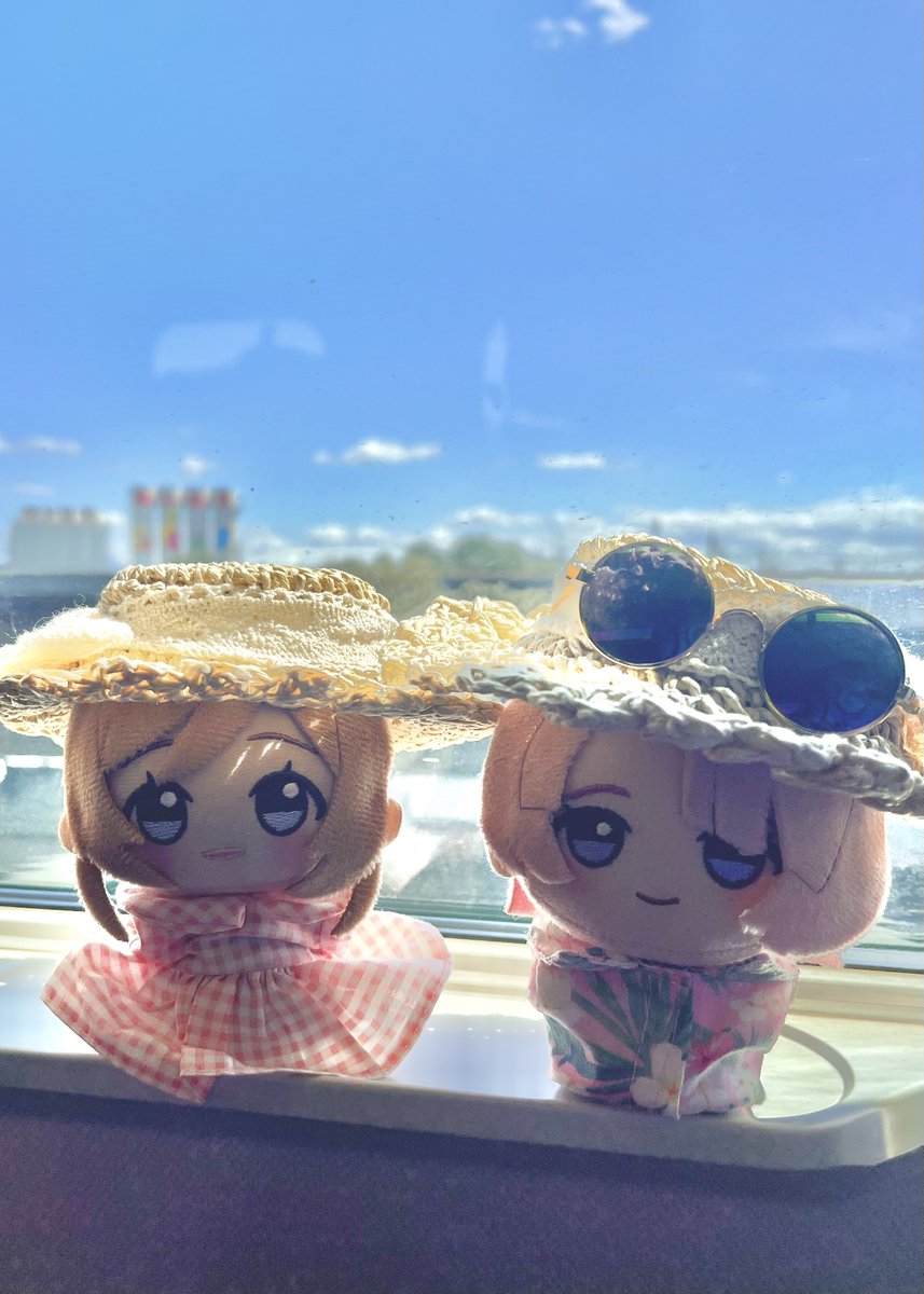 taskits2's tweet photo. お姉ちゃん、麻央くん、晴れてなんだかサマーマな陽気だね…1ヶ月ぶりの盛岡、向かおうね… #初星学園ぬいぬい部 https://t.co/zbeK4x9rVv