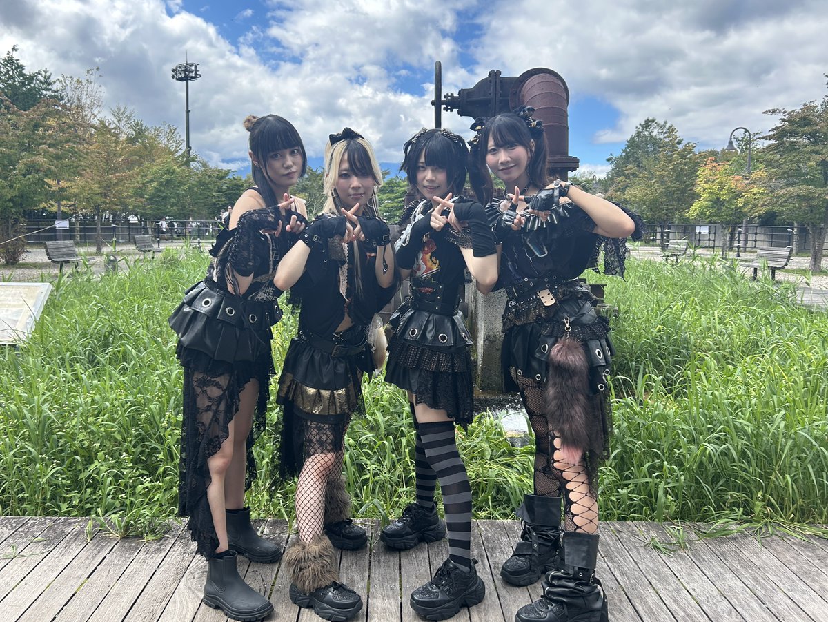 🌿YANAGI STAGE 11:45-12:00 Gimme!×Gimme! さんです🌿 (@Gimme2_official ) 📷静止画&動画共にNG 🎫チケットはこち