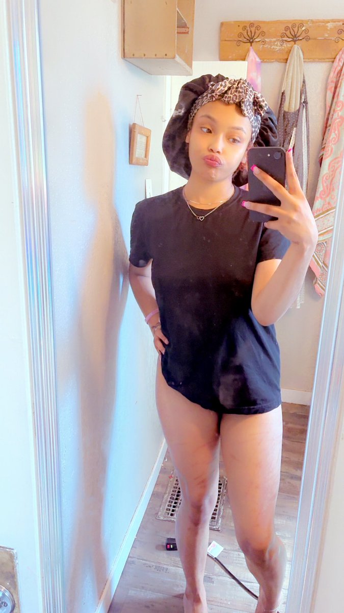 duhmssperfectt's tweet photo. I need a owner like a actual owner that will call and text me what he wants me to do for him im a good girl promise 😘☺️🫶🏽 #exposed #mssperfect #nsfw #nympho deleting in #30mins #textme #fuckme #solo #illinois https://t.co/Uo8NqkP48k