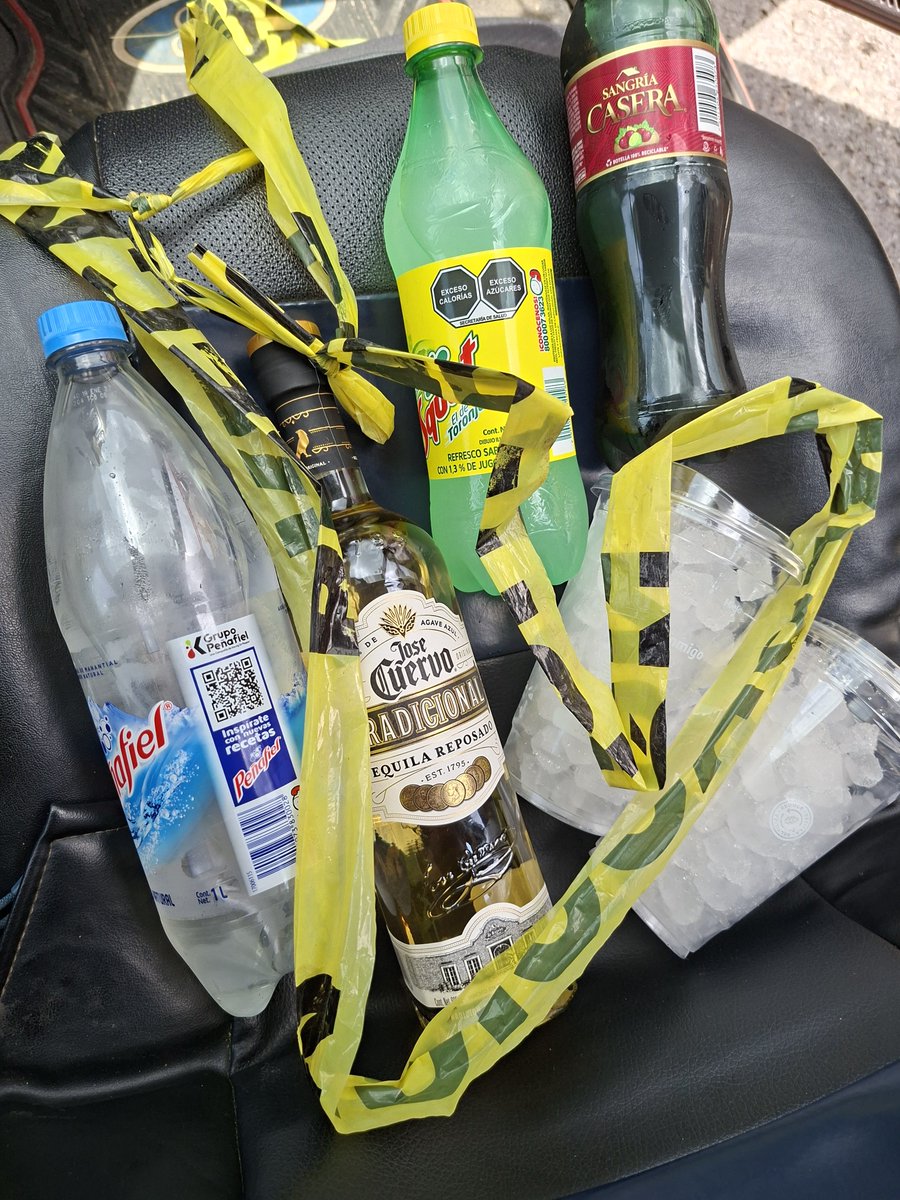 Robertozth1a's tweet photo. Busco novia por un dia... besos,cachondeo.
Tomemos algo paseamos en coche cachondiamos un poco y vamos al hotel a pasarla rico... 
Te interesa manda WhatsApp 7223444743 
Single real limpio educado solvente 
Ocoyoacac santiago lerma tenango tenancingo.
Puedo dar apoyo $$$ https://t.co/d3fQKBqOJt