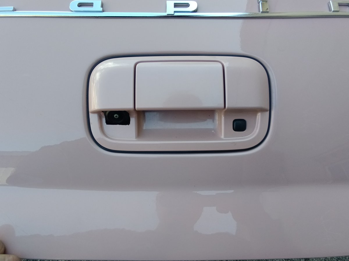 Zuky_the_Engine's tweet photo. オーディオが調子悪い家族の車

オーディオ交換のついでにバックカメラも取付して欲しいとのこと

正直、めんどくさい😭 https://t.co/smJj5aXzn8