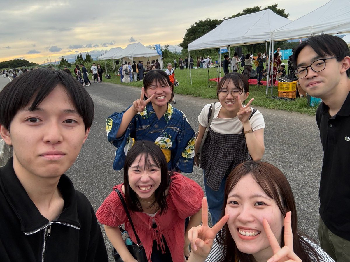 Karumera_acp's tweet photo. 📜出演記録📜

「水都音楽祭 アカペラストリート🎇」に出演させていただきました！

たくさんの方に聴いていただけて、とても嬉しかったです🕰️

聴いてくださった皆さん、本当にありがとうございました💐 https://t.co/EIcxl2XeF6