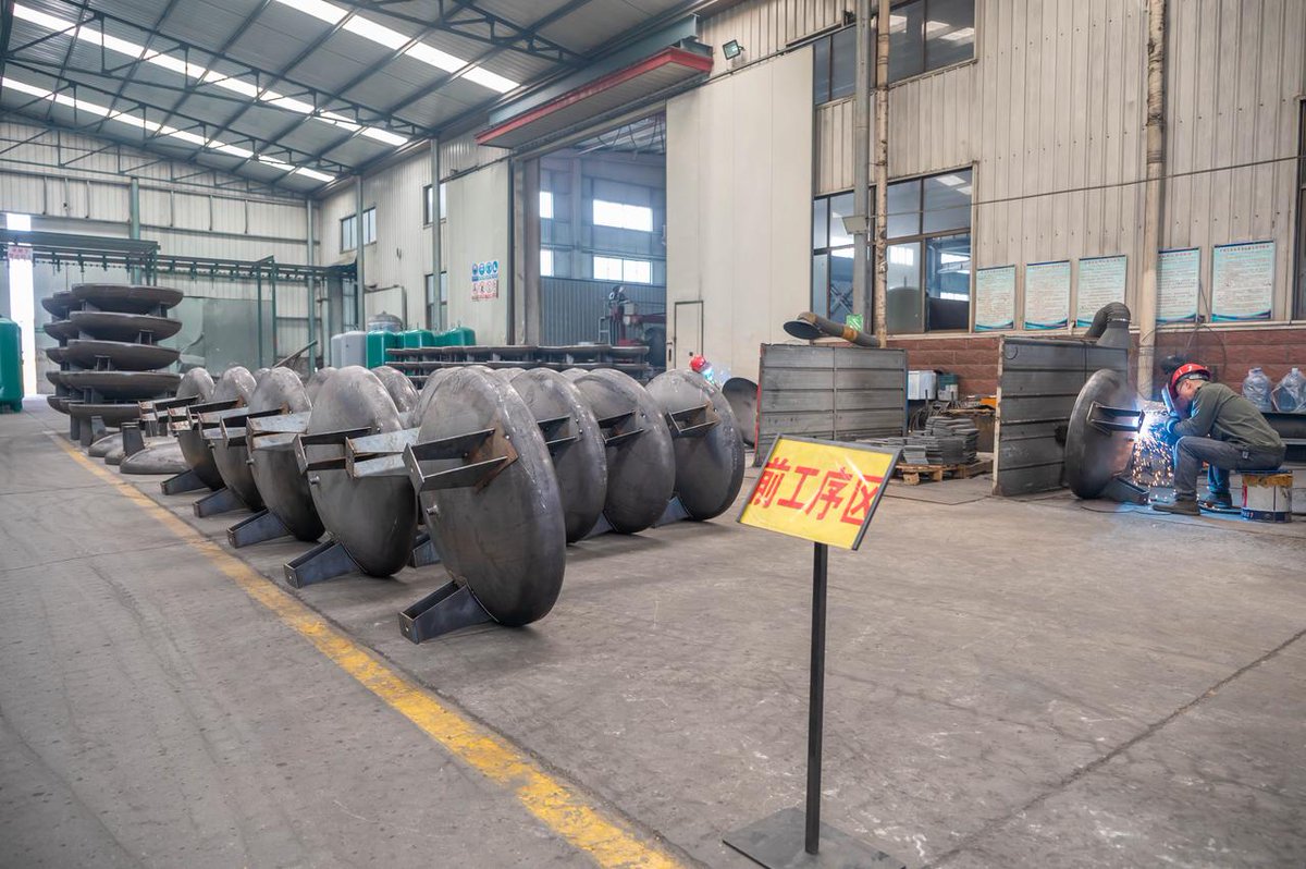 yantaixinglong's tweet photo. 🏭 Quality Is Built Into Every Step Of Manufacturing

 #AirReceiverTank #PressureVessel #ManufacturingProcess #QualityControl #IndustrialEquipment #CompressedAirSystem #PressureVesselManufacturer #EngineeringSolutions #IndustrialManufacturing https://t.co/Tq4jSqVJJr