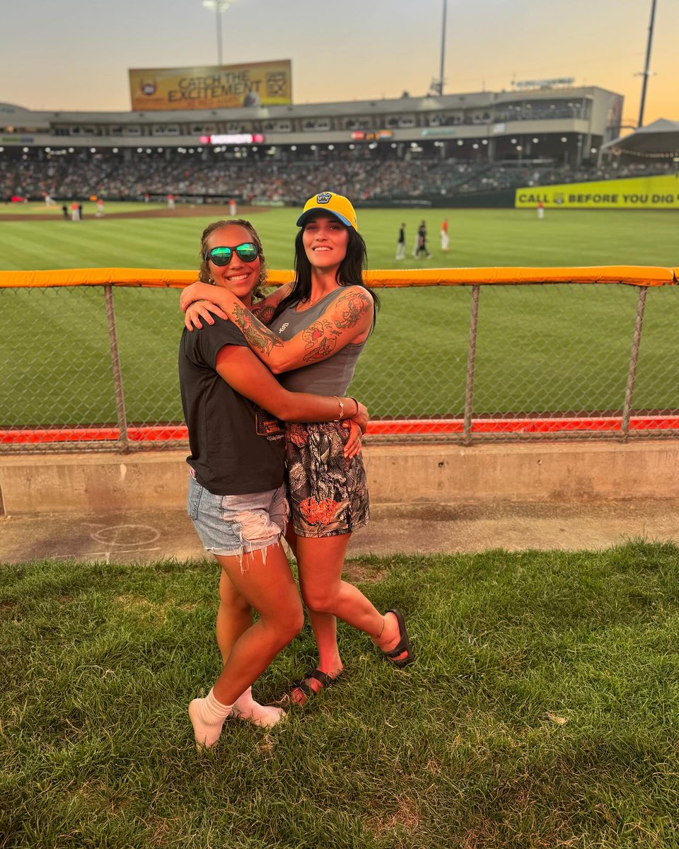lulitagomes's tweet photo. 8th grade trip with my girl! ! I can’t believe she’s on her way to High School! ❤️ https://t.co/zgClNnFOkn