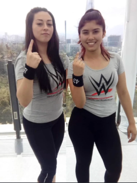 Fut_Wrest_Rock's tweet photo. 2018                                                        2026

La Catalina y Stephanie Vaquer demostrando que con trabajo, esfuerzo y dedicación los sueños si se cumplen.

#WWERaw #RAWCL https://t.co/roaId2M2DJ