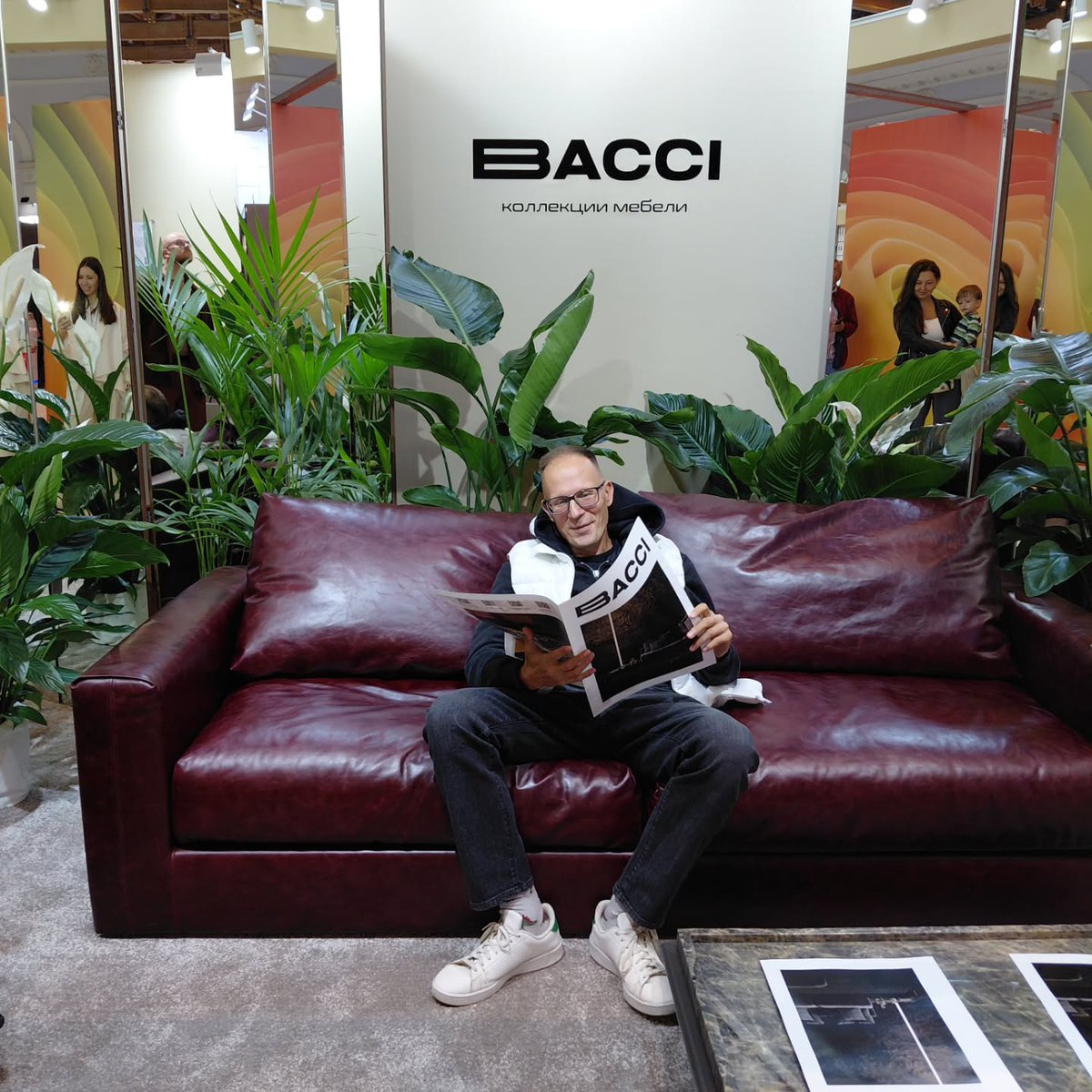 Kratos_Px's tweet photo. @bacci_home Stylish sofas for a good mood! 🤩 https://t.co/NalPdMYRmH