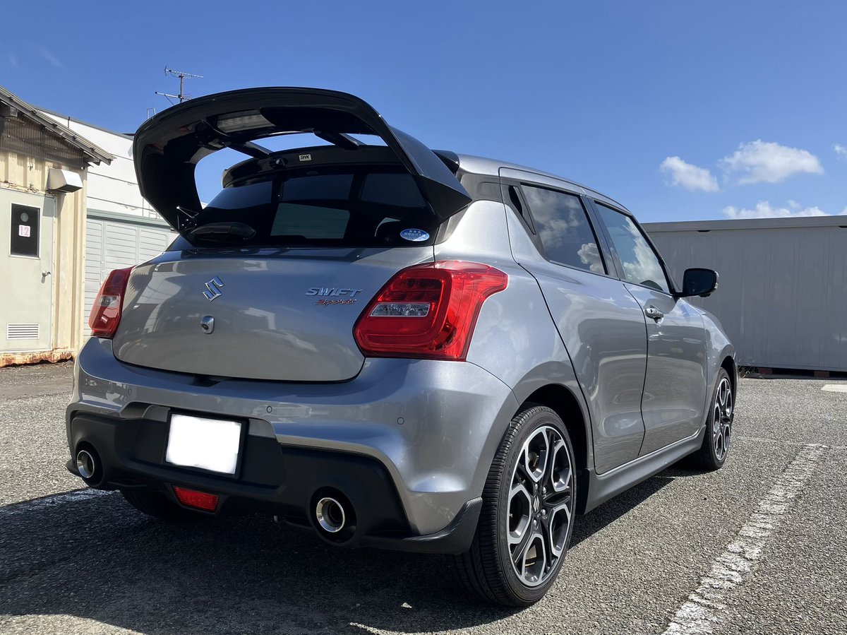 ZMaCSlwI9jhMu1i's tweet photo. 翼を授かりました…!
(Before/After)
#WRウイング
#SWK
#zc33s
#スイスポ
#スイフトスポーツ https://t.co/yqZpZoh8EP