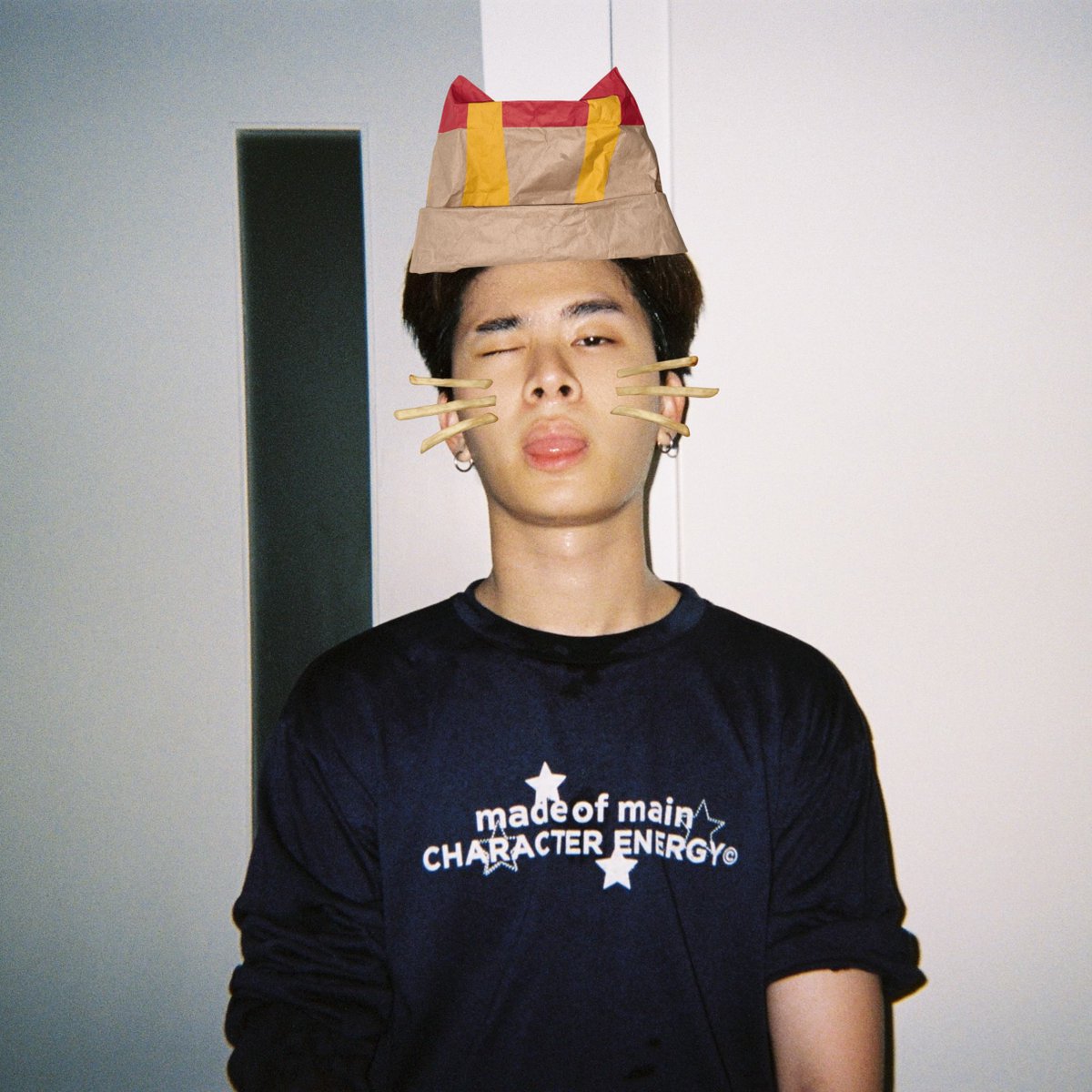 gimmethatqt's tweet photo. เมะโดนัล https://t.co/jjB5Njpn9F