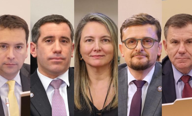 Temucodiario's tweet photo. #Republicanos piden a impulsores de candidatura de ex #Presidenta #Bachelet devolver recursos del #Estado https://t.co/a2ZxdHPzbh https://t.co/AcxvM9yY0d