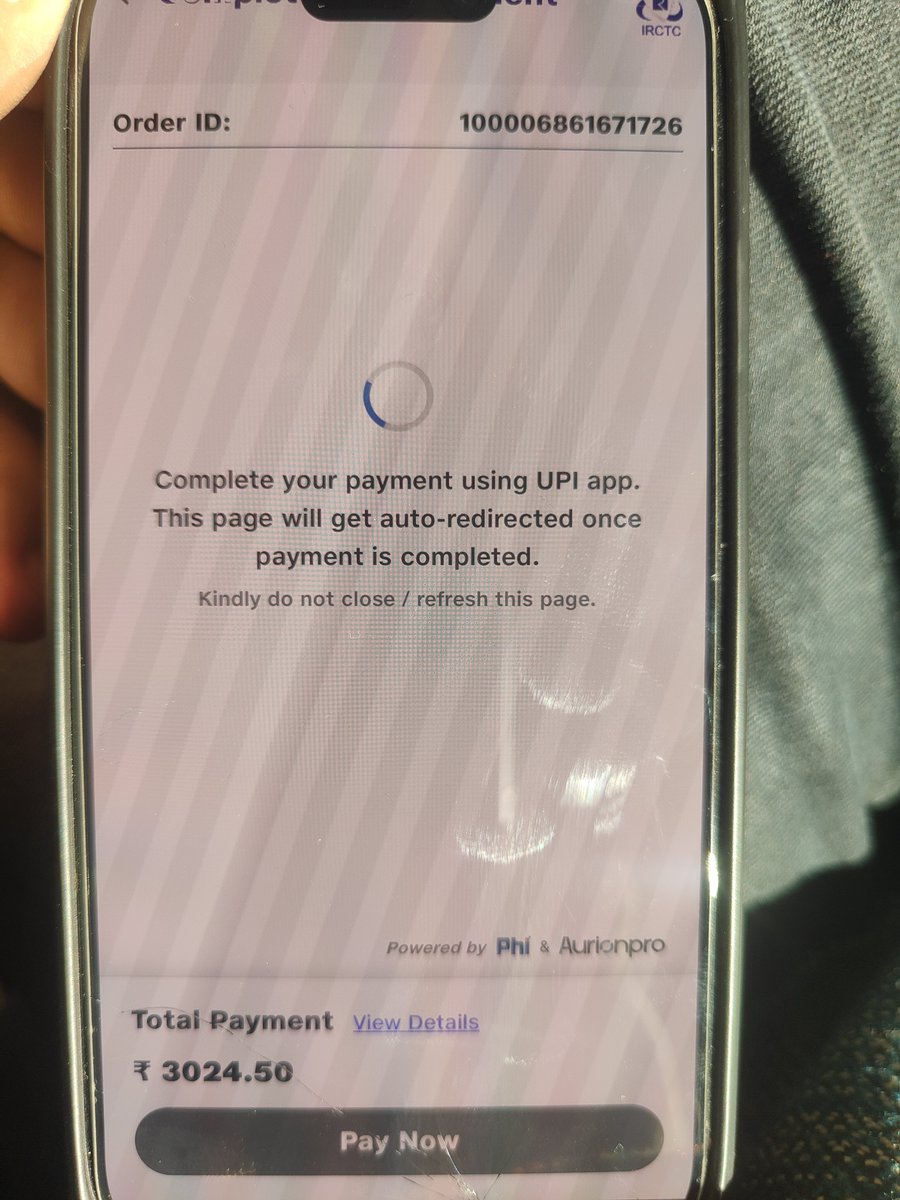 rj_subh's tweet photo. Seriously @IRCTCofficial . This is showing continuously after payment at 8:01 hrs . Disgusting @AshwiniVaishnaw @RailMinIndia https://t.co/tfEWcApMlS