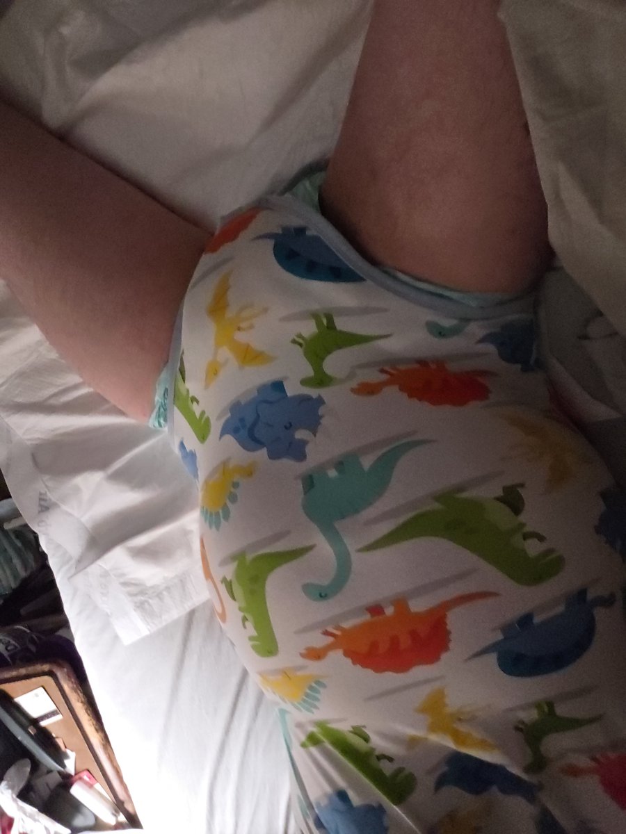 colson7412's tweet photo. Good morning everyone #bedwetter #diapered247 #diaperlover #dayaccidentshappen #nightdiaper #nightaccidentshappen https://t.co/cv04gizKQ6