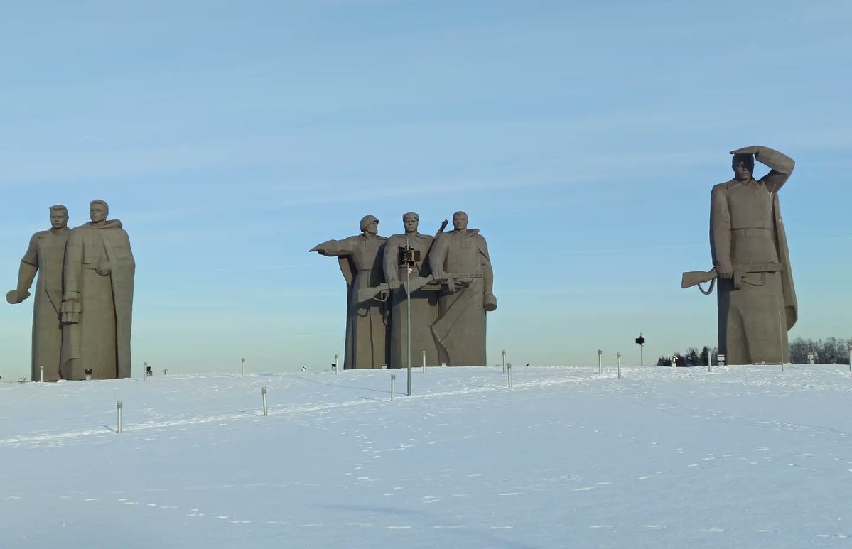 RonaldoTesta's tweet photo. Велика Россия, а отступать некуда #победабудетзанами #россия 🇷🇺 https://t.co/CU57vVwtDZ
