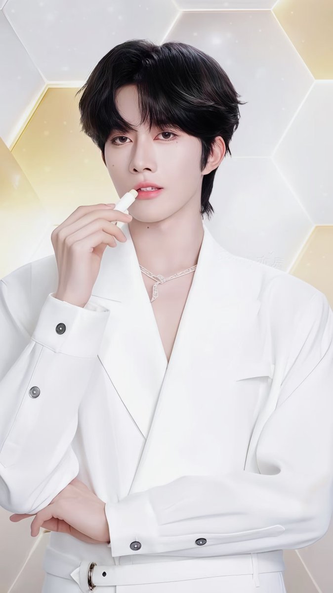 xinggan1125's tweet photo. Slaying in any color 💙🩵🦋
#HuangXing #EliotHuang #黄星 https://t.co/hqmxKWTRcK