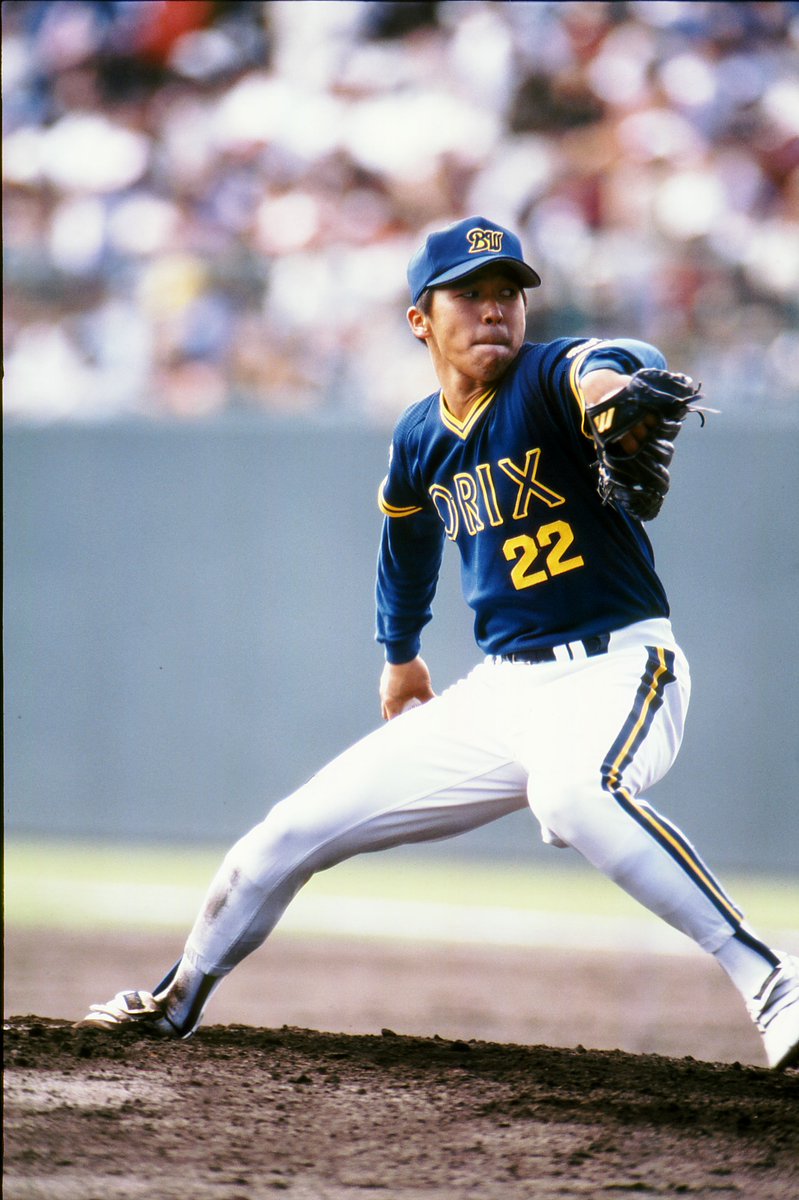baseball_BBM's tweet photo. 月刊プロ野球ヒーロー大図鑑作業。本日はオマリーとの14球が記憶に残る小林宏さんから。すごい勝負でした。
きょうの東京は台風一過の青空です。 https://t.co/gE0GHyoNVW