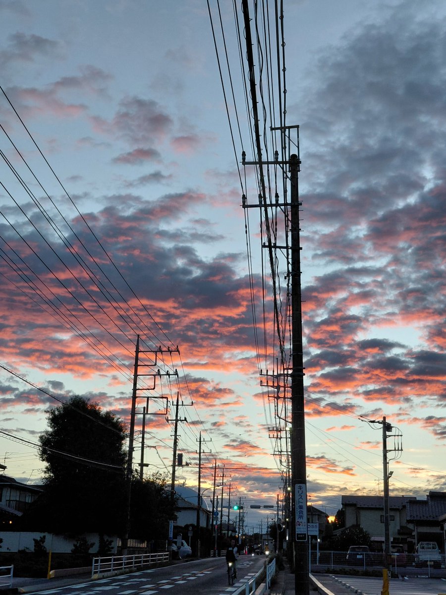 nakatakappe's tweet photo. 今朝の空‼️
#景色
#天気 https://t.co/m1ILiXmdBJ