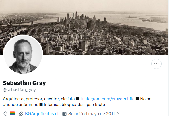 botcaszely20's tweet photo. Les quiero recordar que la universidad católica es privada y tiene ciertos requisitos para que un académico haga clases en ella. La solicitud de Javiera Rodríguez es plausible ante la permanente violencia que ejerce este tipo con otros. Por eso: Fuera Gray de la UC. https://t.co/5cqeo8TLoy