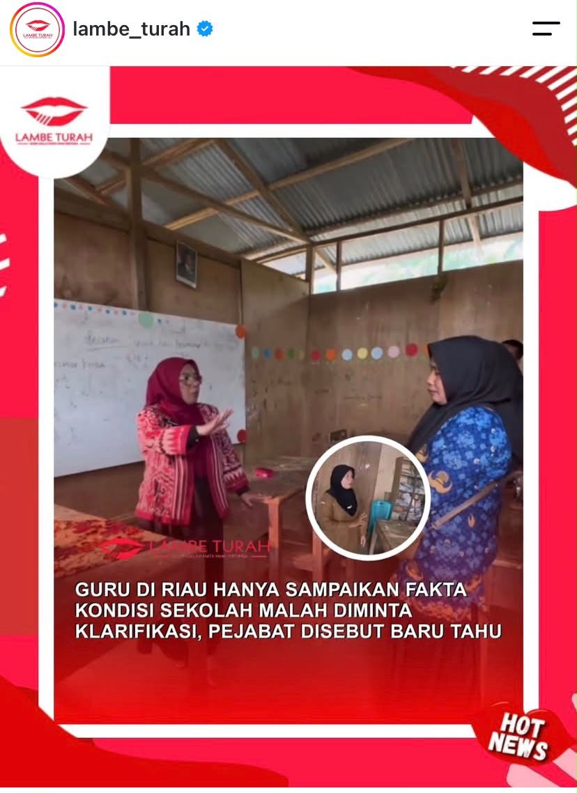 LambeSahamjja's tweet photo. guru sd bernama romawati di kampar riau bikin video viral:
-  curhat soal sekolahnya yang dindingnya masih triplek 
- padahal udah berdiri sejak 2004
- dia mohon perhatian ke kepala daerah kampar buat bantu bangun ulang sekolahnya
- dia bilang banyak alumni sekolah itu yang udah sukses ada yang jadi sarjana hukum bidan sampe ahli komputer
- kondisi sekolahnya emang keliatan dinding luar udah rusak di dalem cuma ada kursi plastik meja kayu sama lemari tanpa pintu
- di sekolah itu cuma ada 2 guru yang ngajar 6 kelas dari kelas 1 sampe 6 jadi satu ruangan dipake buat 3 kelas sekaligus
- setelah videonya viral wakil bupati kampar misharti langsung dateng nemuin guru itu
- dan di suruh klarifikasi