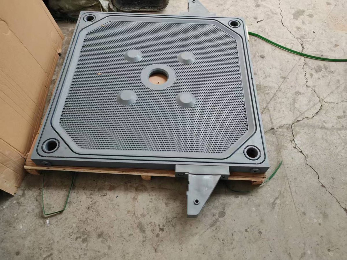 extreme_2024's tweet photo. Precision-machined filter plates for stable industrial filtration, with carefully processed surfaces, channels and openings for consistent performance and reliable applications. #FilterPlate #IndustrialFiltration #PrecisionMachining #FilterPress #B2B #Manufacturing https://t.co/WIwBJO50tO