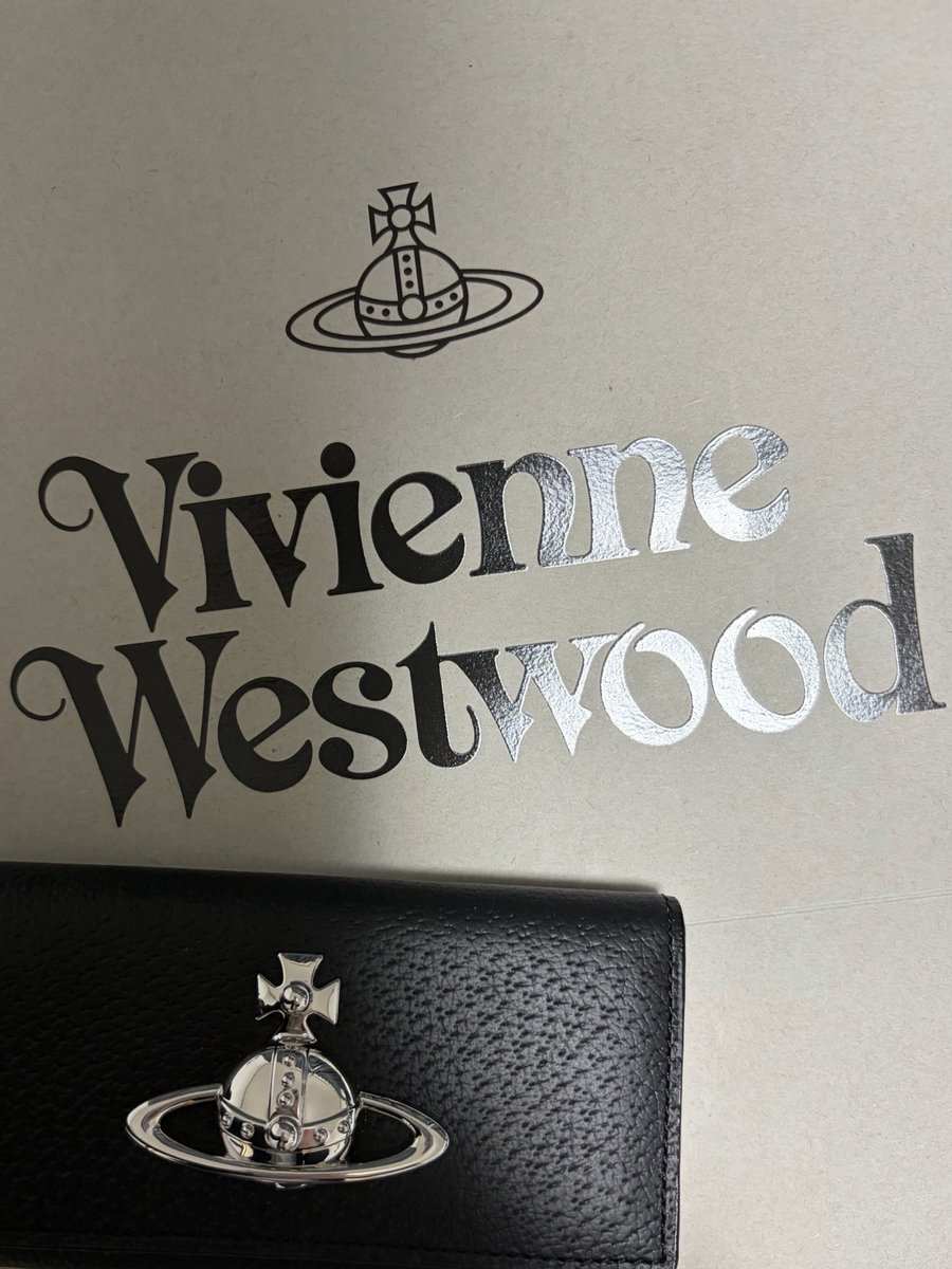 xcelx_'s tweet photo. キーケース可愛すぎるね https://t.co/EHqe9VP0DI