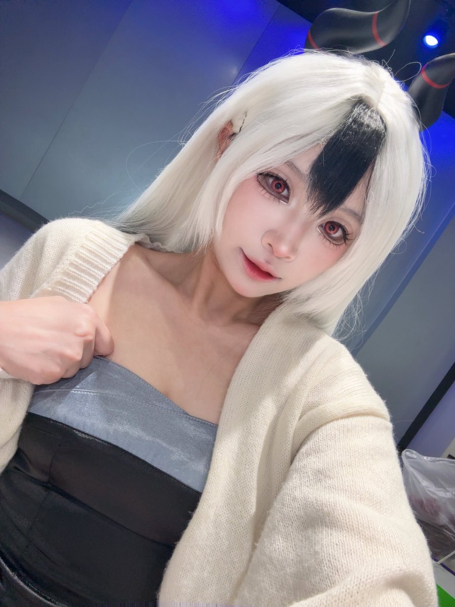 moochun18's tweet photo. 친구들이랑 집코하며 놀았어용
#鬼方カヨコ #ブルアカ #BlueArchive https://t.co/vD8XvgCihM