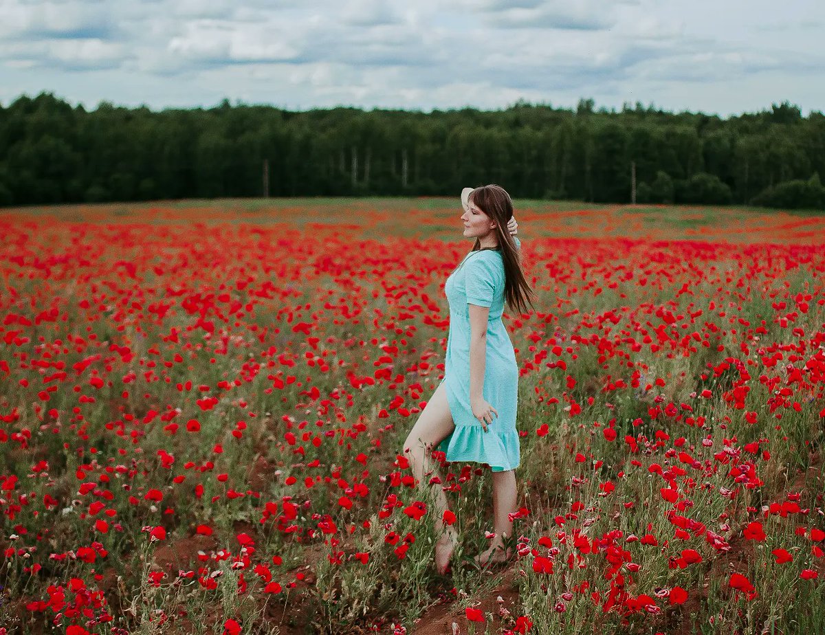 Fernand77469777's tweet photo. Каждое лето со всех уголков нашей области и не только люди приезжают в Порховский район, чтобы сделать красивые кадры в маковом поле📸
И мне посчастливилось, что теперь я живу совсем рядом с этой красотой😍! #маки #красотаприроды #лето https://t.co/rd3QtyKMcL