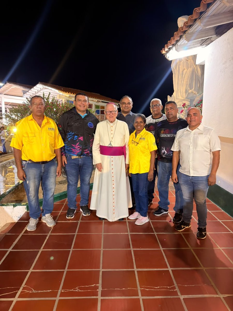 alberto75jose's tweet photo. Hoy con el Santuario Mariano del carrizal. https://t.co/rgTMsmTajD
