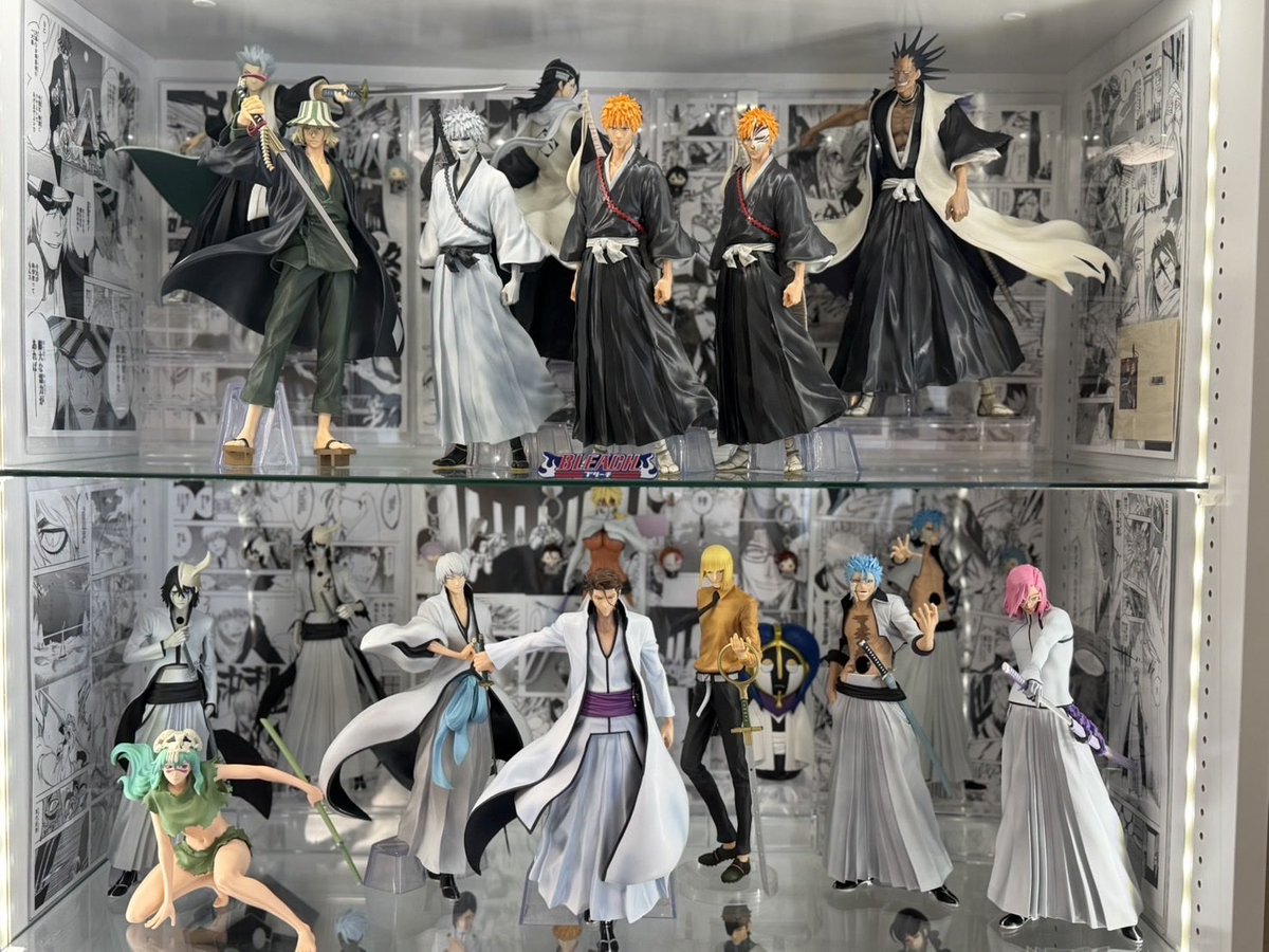 kumasofvi's tweet photo. BLEACHディスプレイ‼︎
マジでBLEACHはおしゃれ🤩

＃BLEACH
＃ブリーチ
＃一番くじ https://t.co/MzaBB9IyGP
