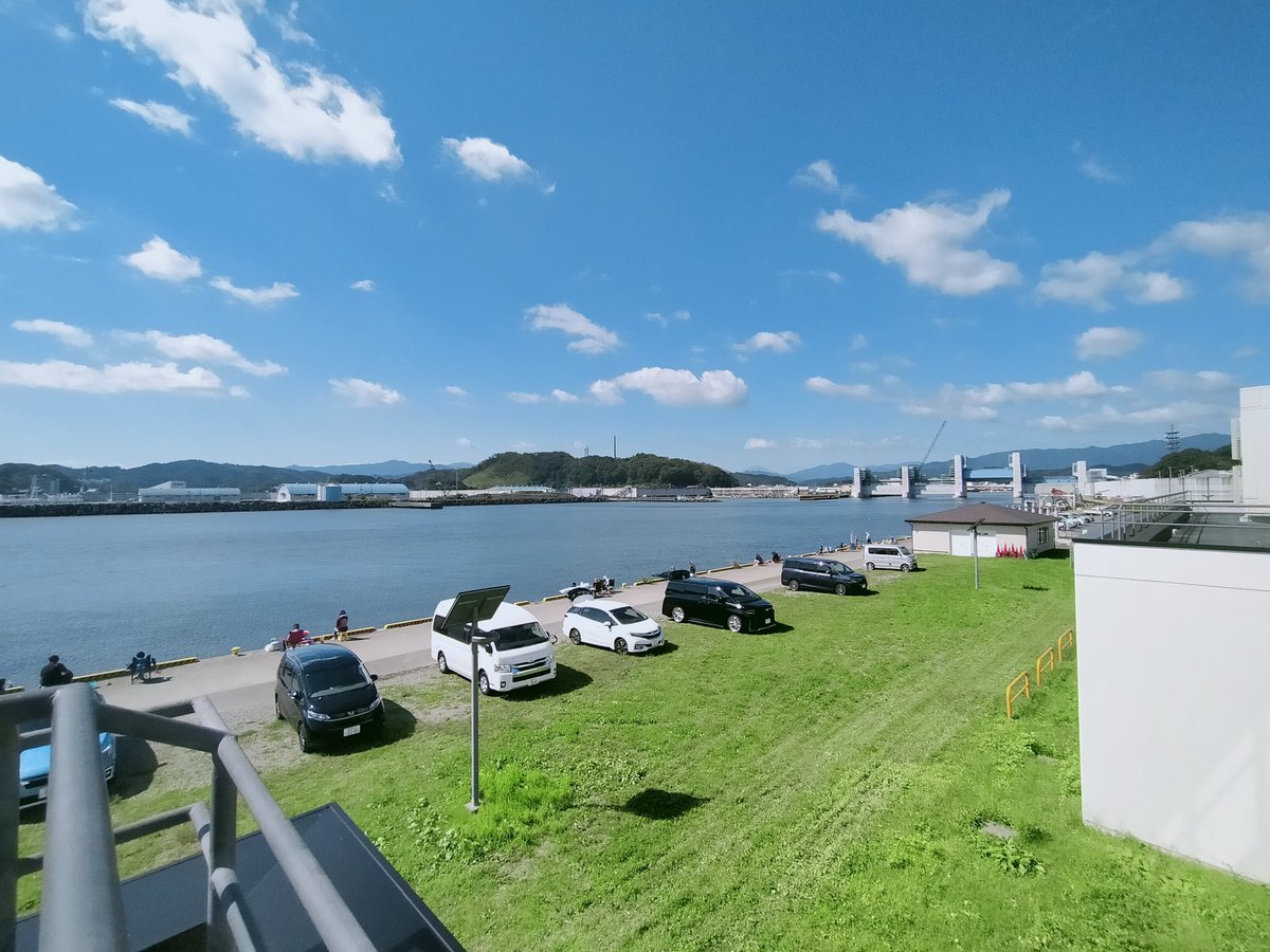 OMOIDEnoRECIPE's tweet photo. 9月22日
宮古の朝は
晴天です。

久々の
おひぃさんで

＃暑い

＃浄土ヶ浜 は
駐車場に入られず、

＃断念です。 https://t.co/7ZYHOkfEwv
