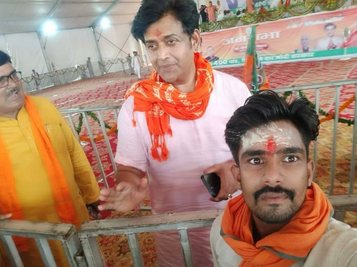 sophiajohnsonrl's tweet photo. Heartiest birthday wishes to Gorakhpur’s esteemed, dedicated and popular MP, Shri Ravi Kishan Shukla. May Guru Gorakhnath bless you with good health, longevity, success and strength to continue serving Gorakhpur and the nation with unwavering https://t.co/bcW6wpIeLT