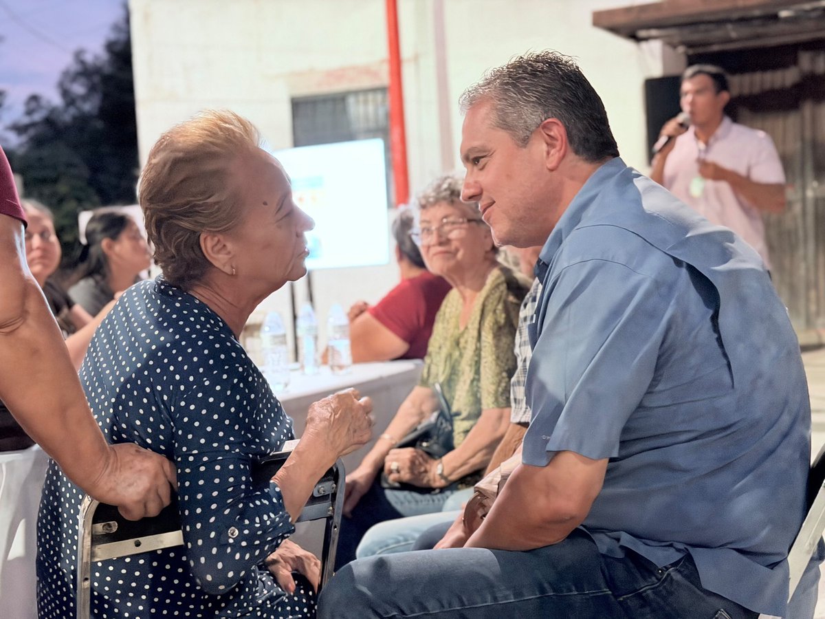RamonCorralA's tweet photo. La Colonia Coloso fue el punto de encuentro para escuchar a las y los vecinos y conocer las propuestas que tienen para mejorar su comunidad.

A través del Presupuesto CRECES, las ideas de la ciudadanía se transforman en proyectos que ayudan a construir mejores espacios para todas y todos. 🏘️
