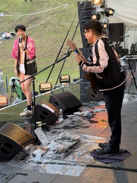 live_onlin74456's tweet photo. 風とロック芋煮会 in September JAM
9月22日（火・休）ロックの日

今日のイモニー体操［ロックの日］
松田晋二、山岡ト���タケ

ごあいさつ 箭内道彦、菅 真良、二瓶 盛一  超能力戦士ドリアン  熊木杏里  ailly

🔗 https://t.co/wu8b1gHWzF

#風とロック芋煮会
#SeptemberJAM
#オハラブレイク https://t.co/Gp8NwP7dt5