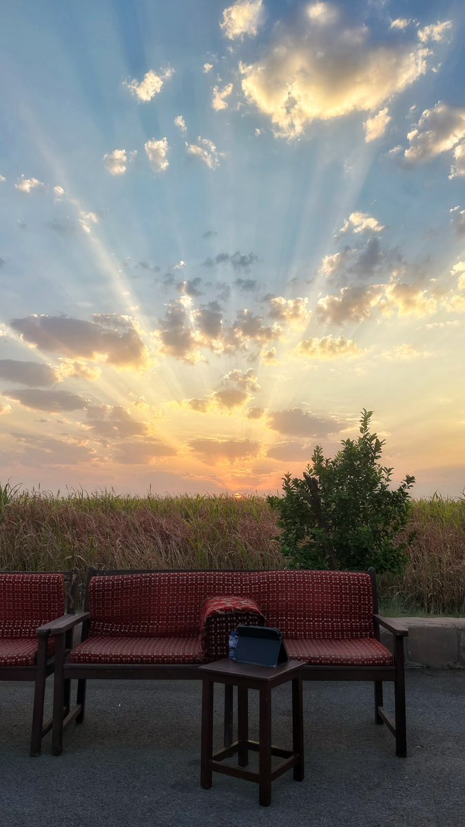 Ghoostyy's tweet photo. a good morning to get things done. https://t.co/lKp0K915Qx