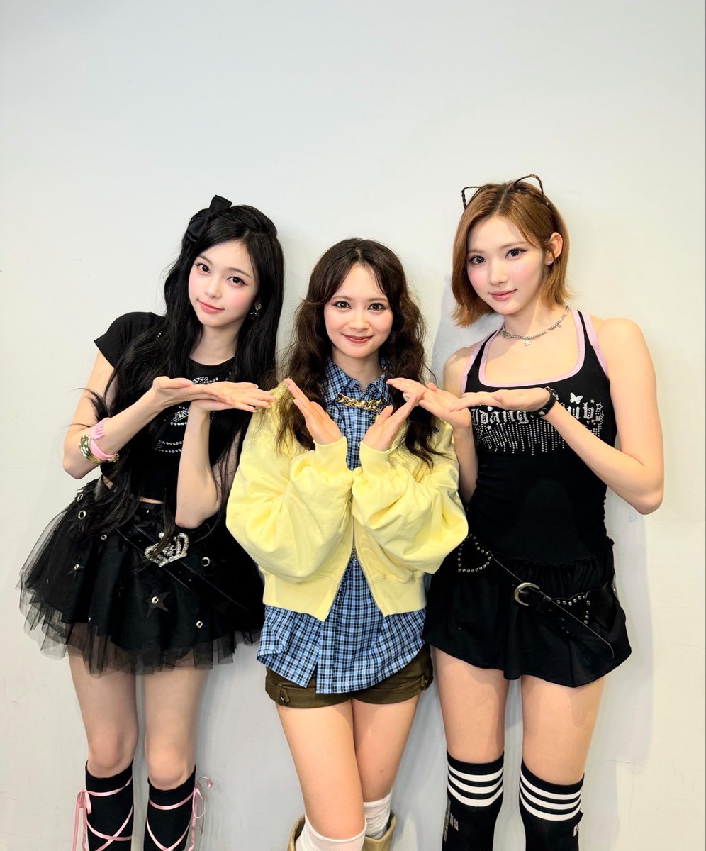 AKB48_staff's tweet photo. 🚲🩵 #会いたかった2026 コラボ 🩵🚲

#Hearts2Hearts さんに
会いたかった〜！👋🏻
コラボありがとうございました🍓🫛
▶︎ https://t.co/U48WpH2RwF

@Hearts2Hearts 
#伊藤百花 @momoka_ito1206 
#AKB48 #TGC  #マイナビTGC https://t.co/wv4DjurhZT