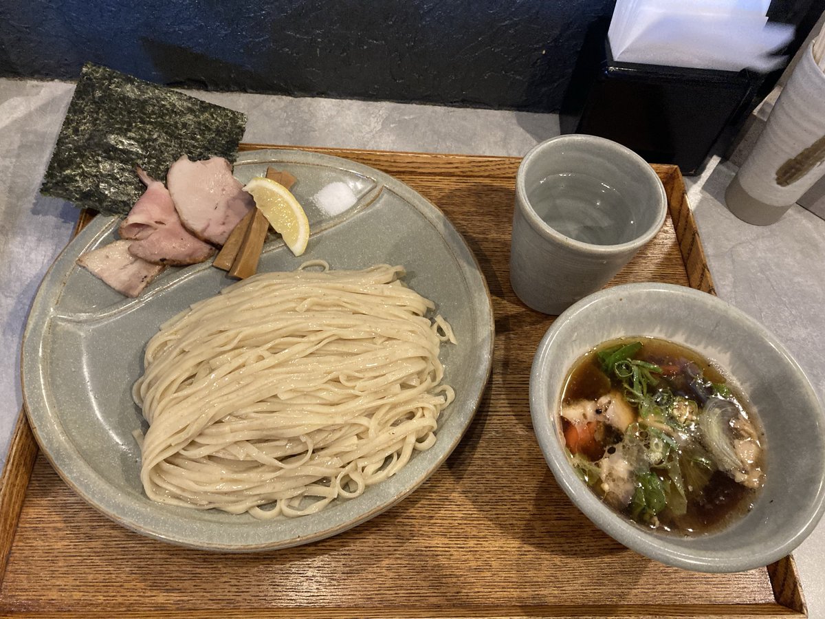 okayu2793's tweet photo. 結局愛してやまない、青麦へ！もんはミシュランとか関係なく麦苗より青麦が好きなの！！
9/30閉店までかようよ！ https://t.co/tT9mGC5bCT
