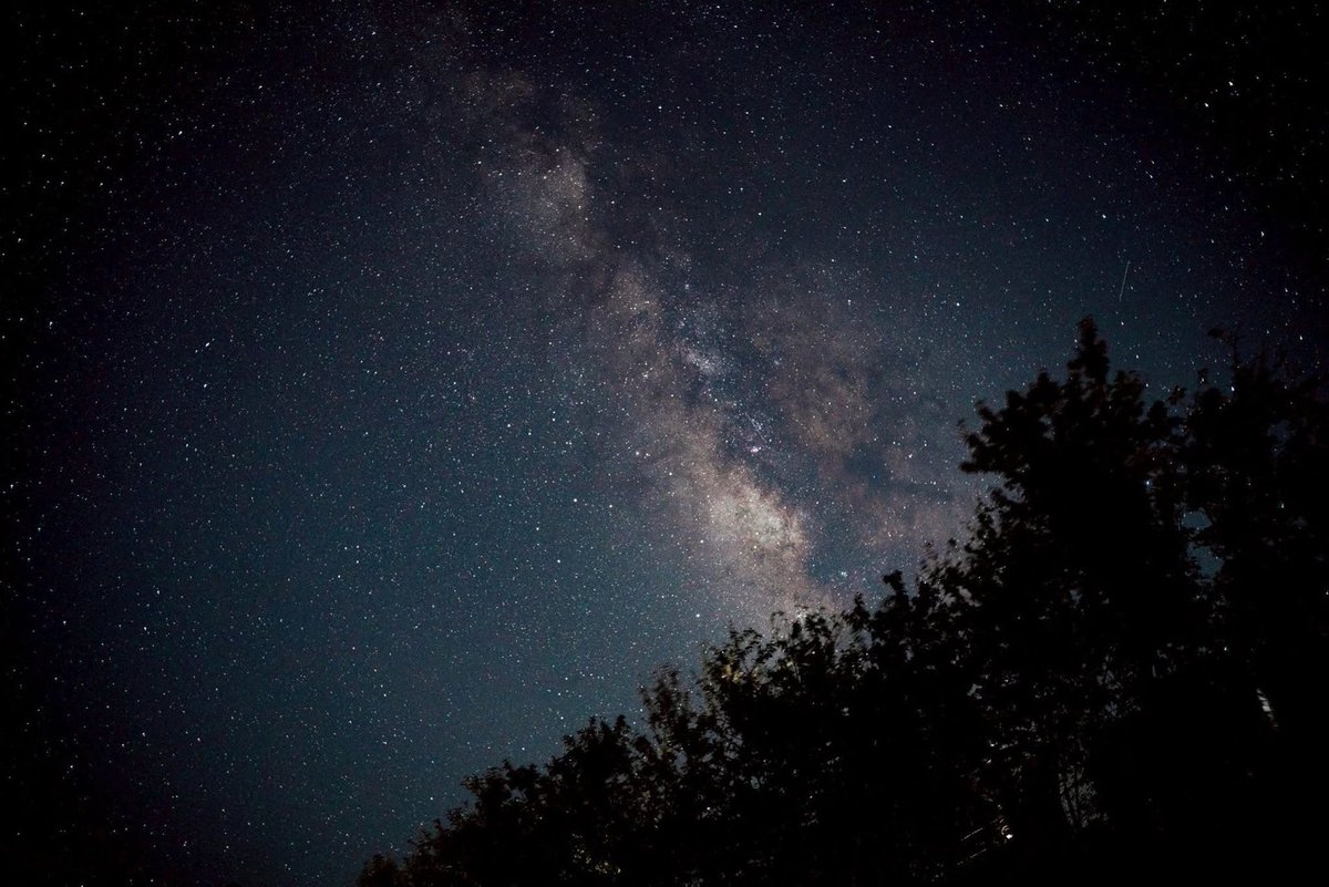 violetnelsonpbe's tweet photo. Hsinchu Jianshi, Haoxiang—the perfect summer escape. Enjoy a 360-degree panoramic view and sleep beside the Milky Way. Photo by tsuche_daily. https://t.co/4LbyAERXWN