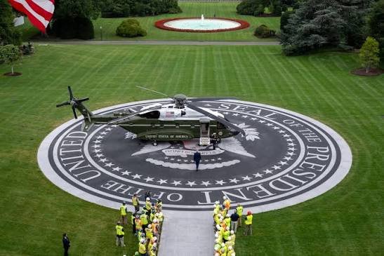 paulcrespo007's tweet photo. WOW! LOOKS AMAZING! President Trump's new White House granite helipad for powerful new Marine One helicopter is complete. IT IS BEAUTIFUL, long overdue, and the Marines who fly POTUS love it! PAID FOR by Sikorsky Aircraft. https://t.co/CIqrV4qZP7