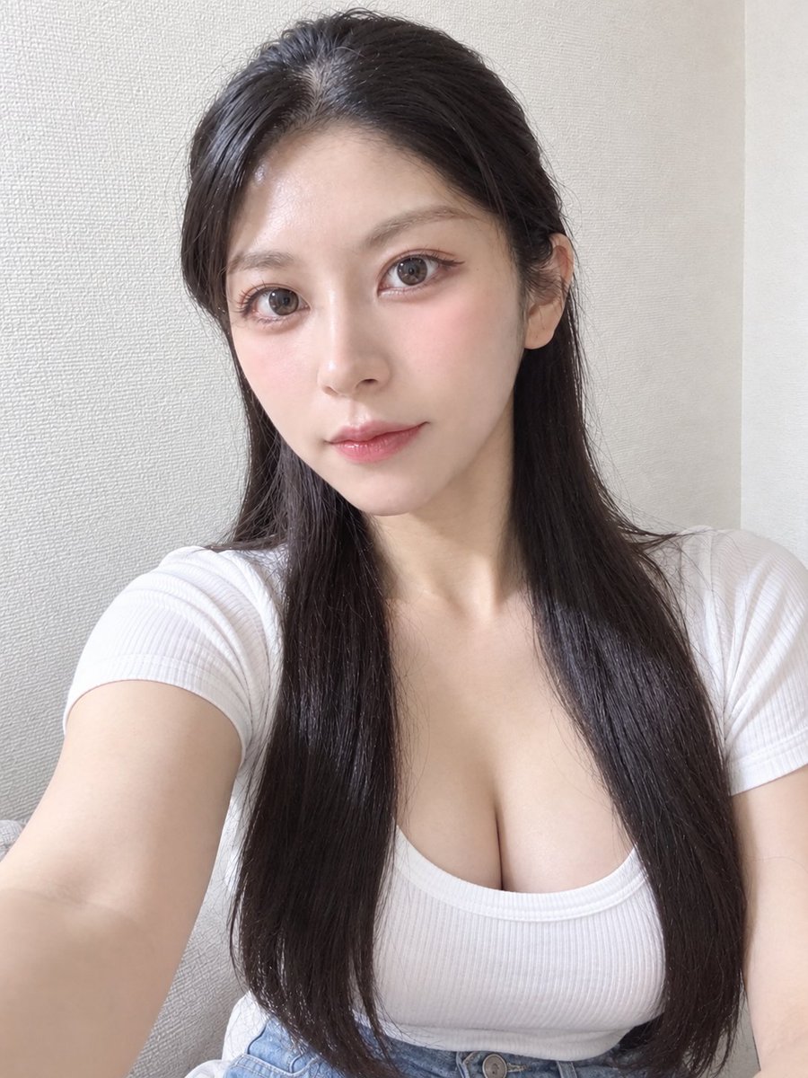 DennisKinger's tweet photo. 33歳独身ひとり暮らし…

こんな私でもお友達になってくれる方いますか？ https://t.co/WYuHgkZBuf