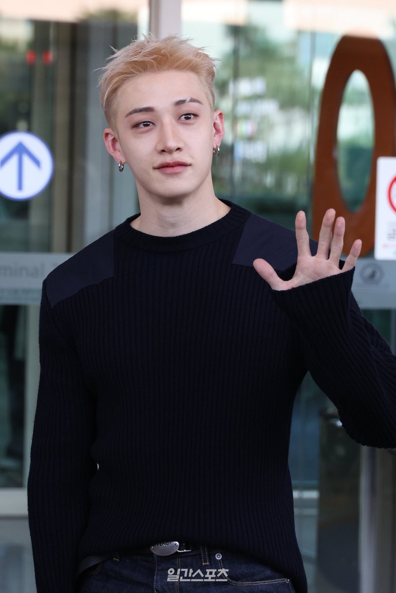 ToChrisBahng's tweet photo. THE PRINCE OF FENDI… BANG CHAN https://t.co/rgosorfBNS