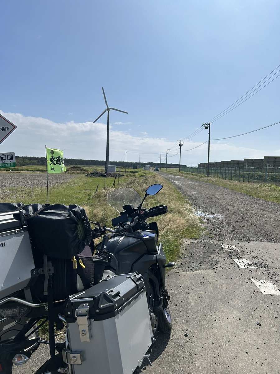 bomb_1192's tweet photo. 帯広から納沙布岬！
途中落石岬に行こうと思ったが、砂利道だったので断念
てか行き止まりになってたから車も引き返してた https://t.co/XhJKhookjp