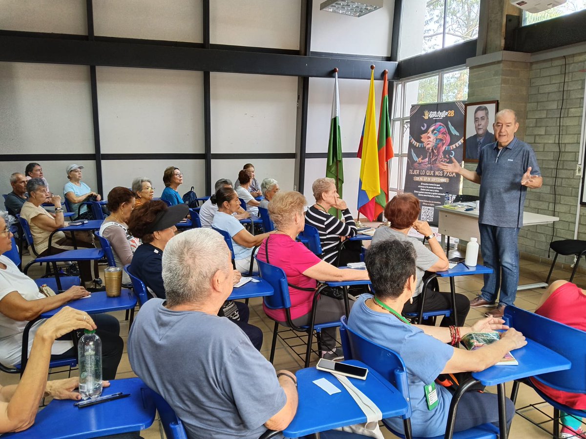 festiteatroenvi's tweet photo. HOY, LUNES 21 de septiembre,
En el Centro de Encuentro Ciudadano de San Marcos
estuvimos con @LUISGCORREAL en el conversatorio "¿Cómo enfrentar la enfermedad mental? Escribir para matar los demonios"
EN EL 28 FESTITEATRO ENVIGADO 2026
Organiza Corporación El Ágora en asocio con la
@AlcaldiaEnv y su Secretaría de Cultura.
Gracias a
@ComfenalcoAnt
#DESur
@Enviaseo
#LitografíaLineal
@IUEOficial
@Comfama
@AburraSur
Informes en el teléfono 604 4440445
Consulta la programación en el link https://t.co/ZpyCwQaZSp
Y allí mismo te puedes inscribir en cualquiera de las presentaciones o en los eventos del Festival